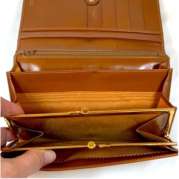 AUTHENTIC GUCCI EC Tan Leather Horseshoe Long Wallet w/kiss-lock coin compartmen - Picture 4 of 13